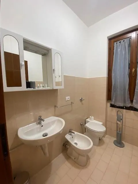 Parona Il Mulino Foresteria לינה וארוחת בוקר